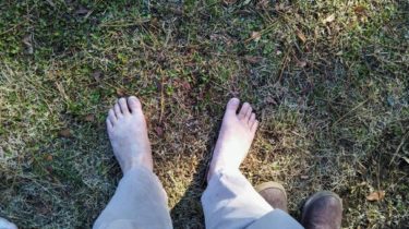 寝ながらグラウンディングの行い方とスピリチュアルな効果とは？