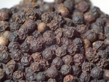 ブラックペッパーの精油の3つのおすすめのスピリチュアルな使い方